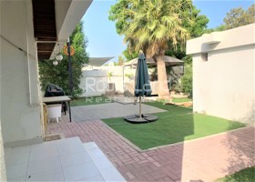 
                                                            Perfect bungalow Villa Big Garden
                                                        